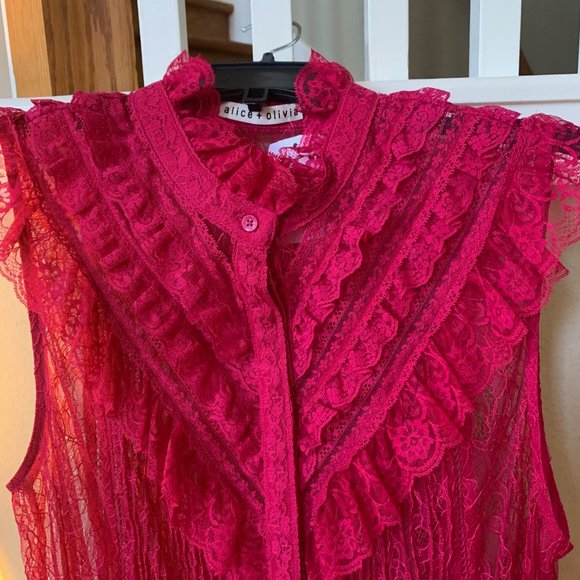 Alice & Olivia Rheba Sleeveless Button-front Lace Blouse - Picture 2 of 4